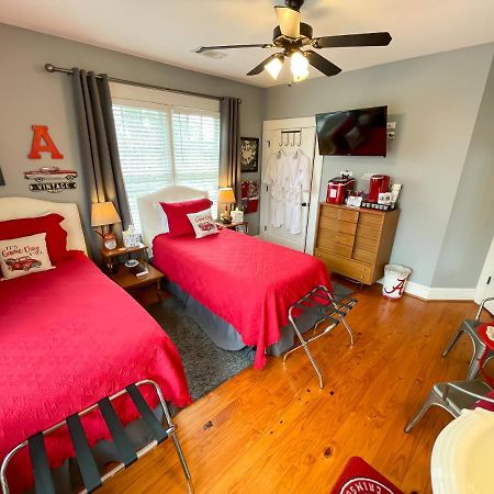 Bama Bed And Breakfast - Sweet Home Alabama Suite Tuscaloosa Kültér fotó